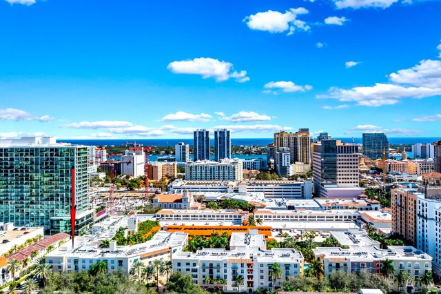 630 S Sapodilla Avenue 218, West Palm Beach, FL 33401