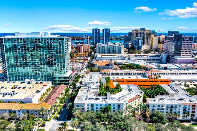 630 S Sapodilla Avenue 218, West Palm Beach, FL 33401