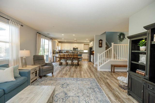 5224 Davina Way, Keyes, CA 95328