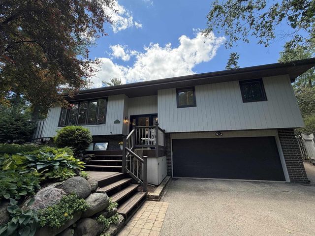 1308 Shirley Street, Middleton, WI 53562