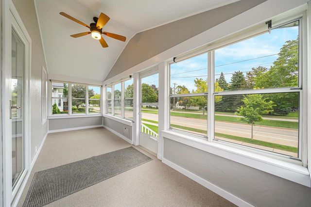 703 N SAWYER STREET, Oshkosh, WI 54902