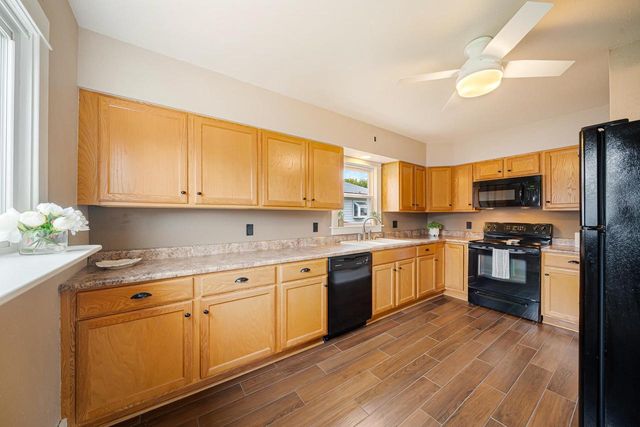 703 N SAWYER STREET, Oshkosh, WI 54902