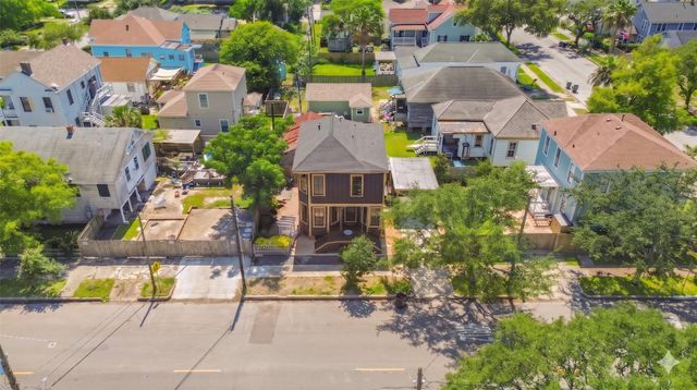 1311 37th Street, Galveston, TX 77550