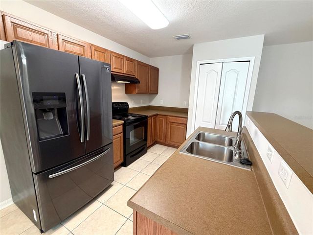 4710 ASHBURN POND WAY, Tampa, FL 33610