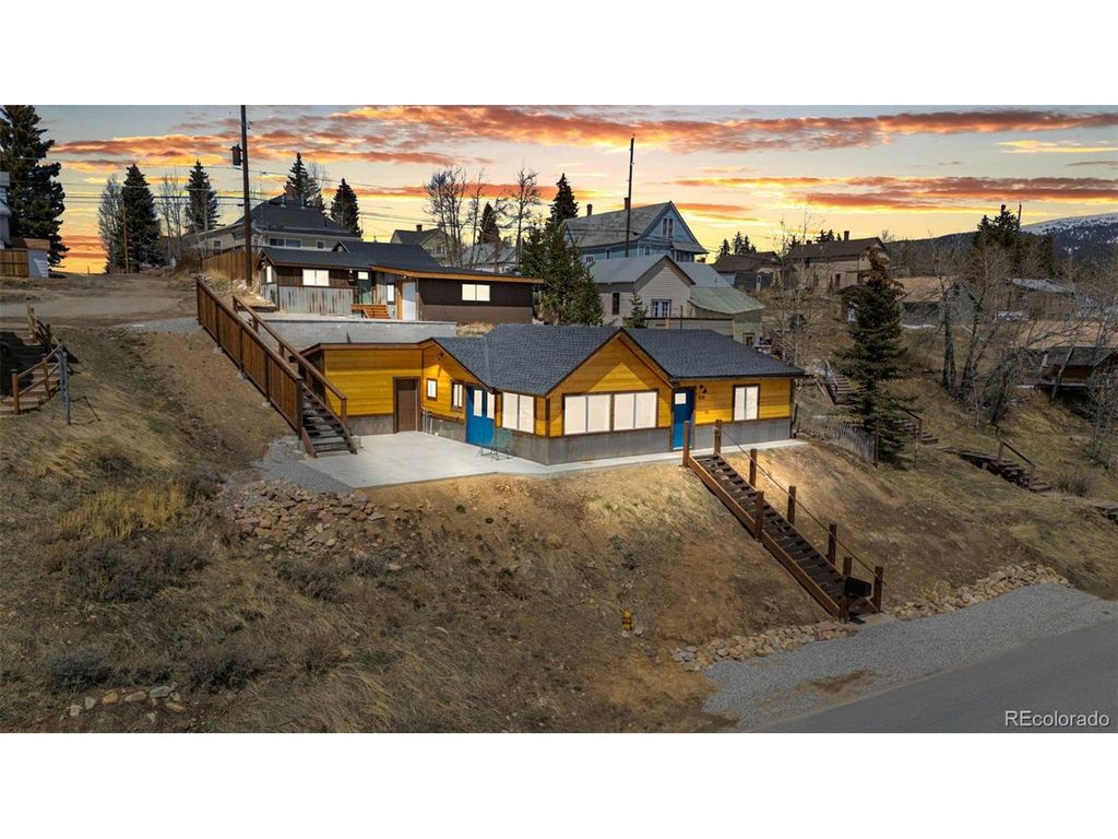 428 W 6th St A, Leadville, CO 80461