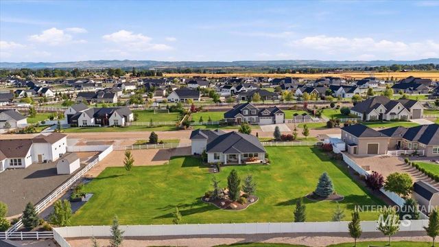 15094 Pronghorn Dr, Caldwell, ID 83607