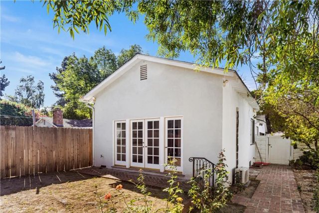 17361 Parthenia, Sherwood Forest, CA 91325