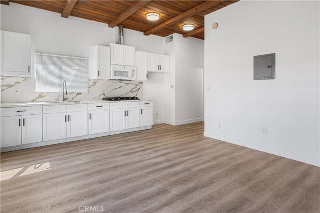 17361 Parthenia, Sherwood Forest, CA 91325