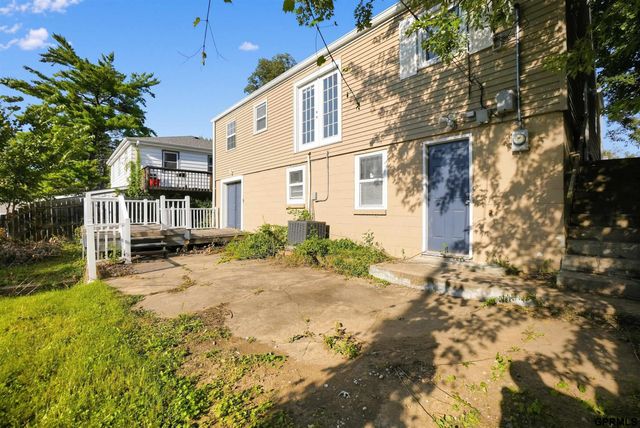 6336 N 34Th Street, Omaha, NE 68111