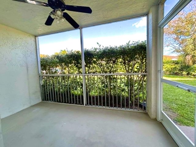 2960 Riverside Drive 113-2, Coral Springs, FL 33065