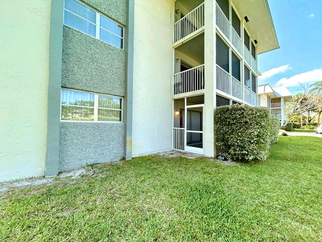 2960 Riverside Drive 113-2, Coral Springs, FL 33065