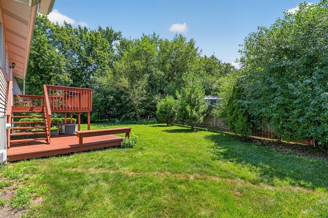 4 Devon Court, Bolingbrook, IL 60440