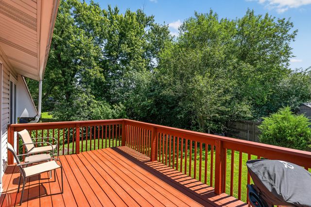4 Devon Court, Bolingbrook, IL 60440