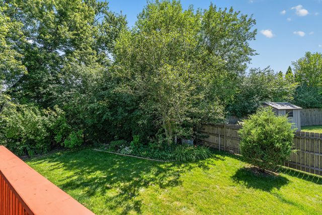 4 Devon Court, Bolingbrook, IL 60440
