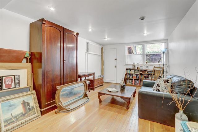 4409 Bedford Avenue, Brooklyn, NY 11229