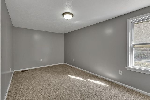 589 Pine Run Rd, New Sewickley Twp, PA 15042