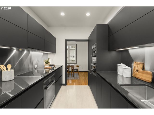 3362 Sw FAIRMOUNT Blvd, Portland, OR 97239