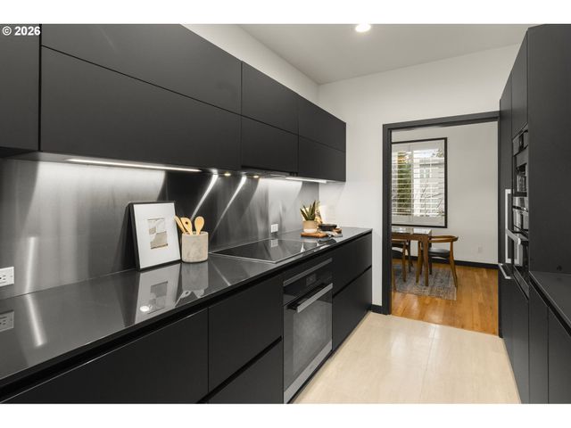 3362 Sw FAIRMOUNT Blvd, Portland, OR 97239