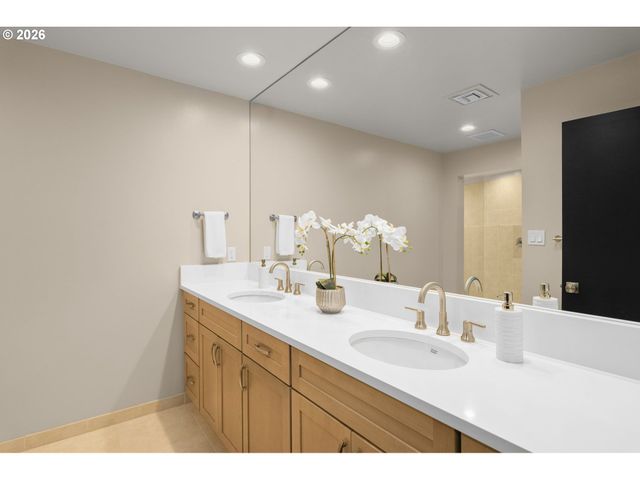 3362 Sw FAIRMOUNT Blvd, Portland, OR 97239