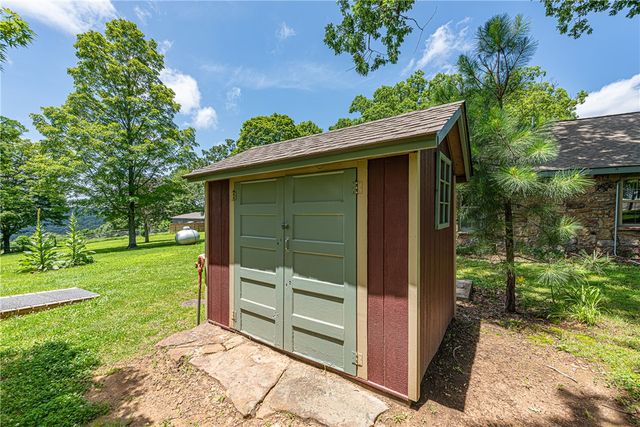 22647 N Highway 71, Winslow, AR 72959