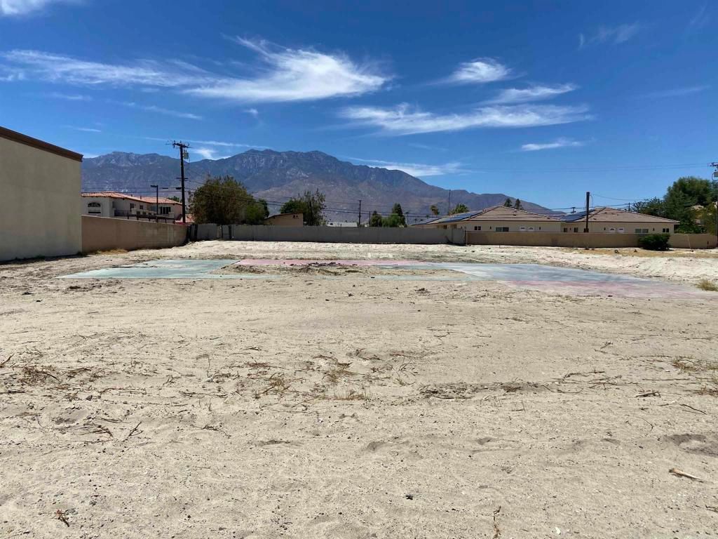 32201 Date Palm Drive, Cathedral City, CA 92234
