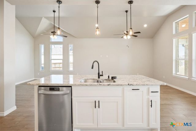 1701 Meadow Crest Drive, Salado, TX 76571