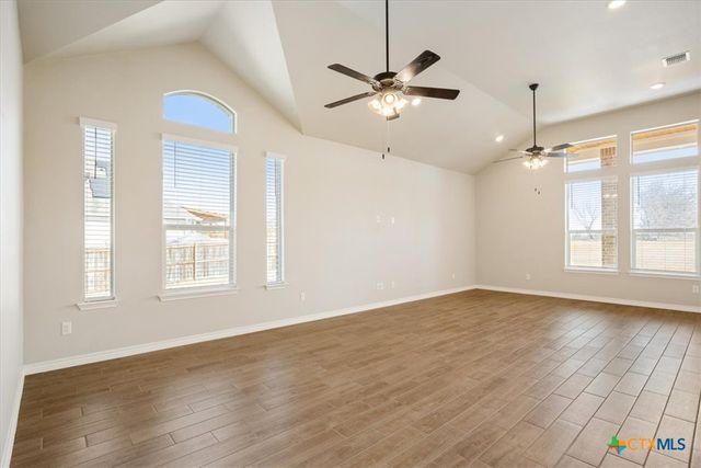 1701 Meadow Crest Drive, Salado, TX 76571