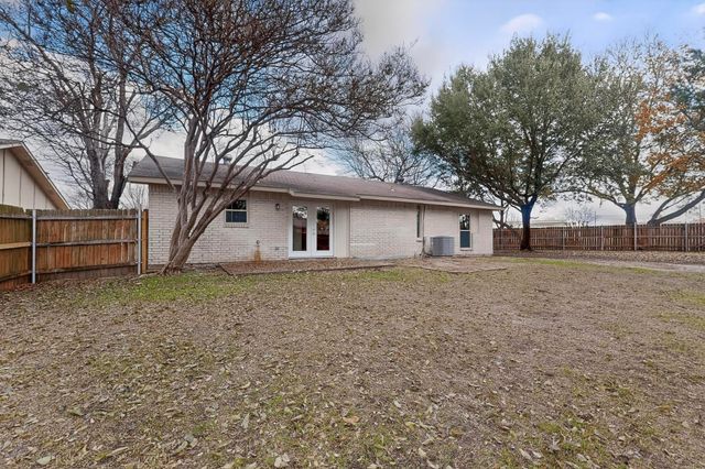 5516 Laredo Lane, Garland, TX 75043