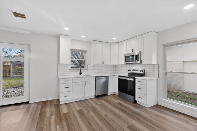 5516 Laredo Lane, Garland, TX 75043