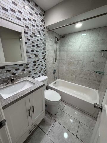 6449 NW 171st St 0, Hialeah, FL 33015