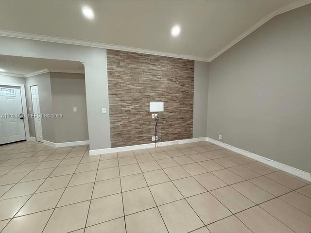 6449 NW 171st St 0, Hialeah, FL 33015