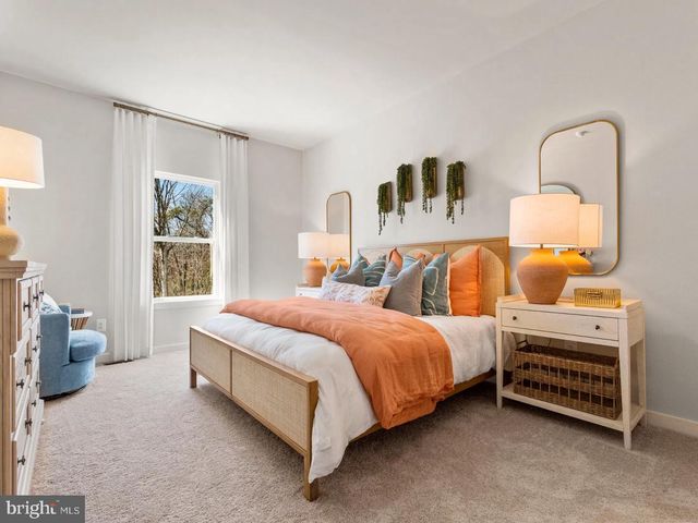 1 BOWENS RUN RD, Bealeton, VA 22712