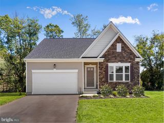 1 BOWENS RUN RD, Bealeton, VA 22712