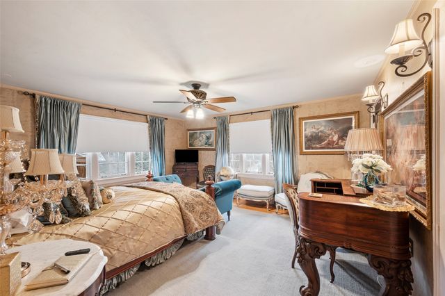 4507 Grand Avenue, Des Moines, IA 50312