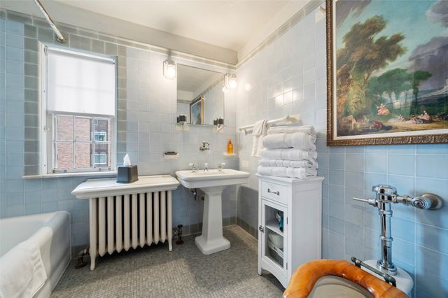 4507 Grand Avenue, Des Moines, IA 50312