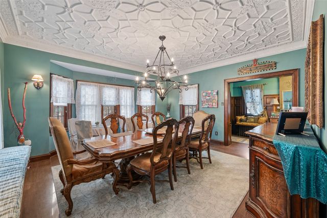 4507 Grand Avenue, Des Moines, IA 50312