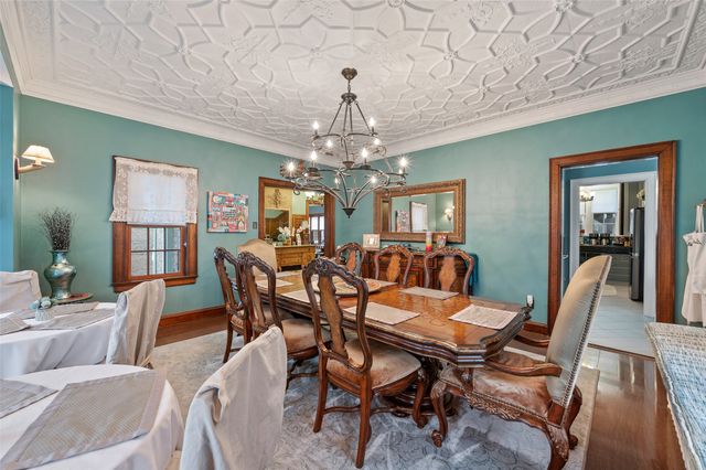 4507 Grand Avenue, Des Moines, IA 50312