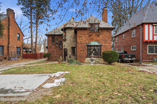 2356 Secor Road, Toledo, OH 43606