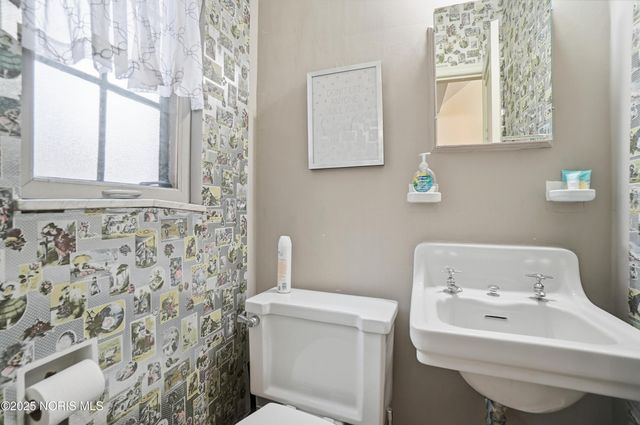 2356 Secor Road, Toledo, OH 43606