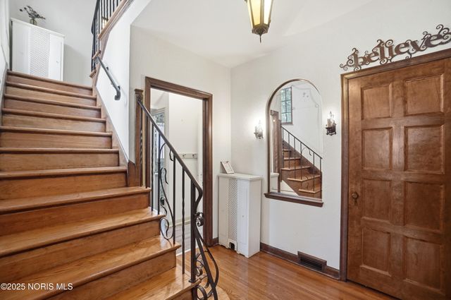 2356 Secor Road, Toledo, OH 43606