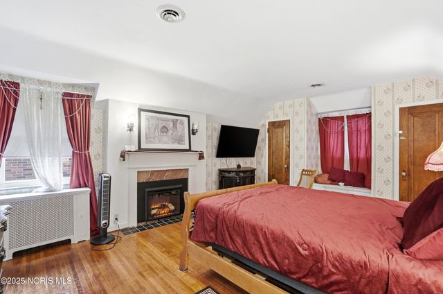 2356 Secor Road, Toledo, OH 43606