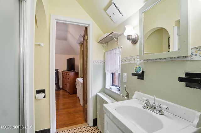 2356 Secor Road, Toledo, OH 43606