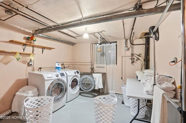 2356 Secor Road, Toledo, OH 43606