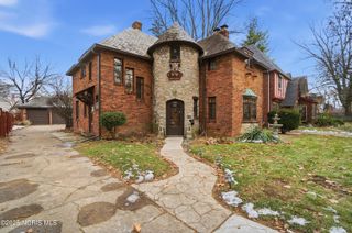 2356 Secor Road, Toledo, OH 43606