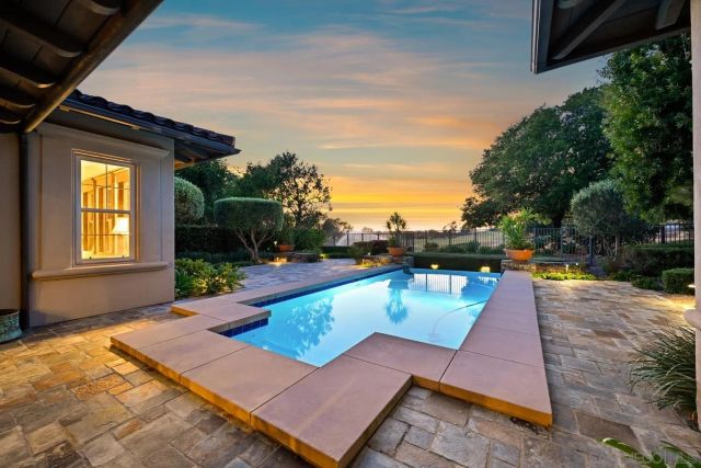 7936 Entrada De Luz W, San Diego, CA 92127