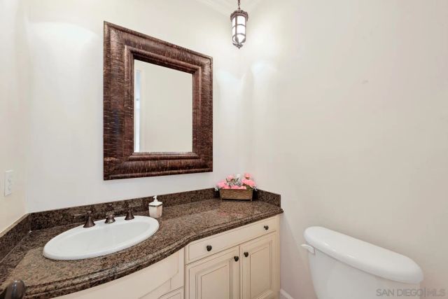 7936 Entrada De Luz W, San Diego, CA 92127