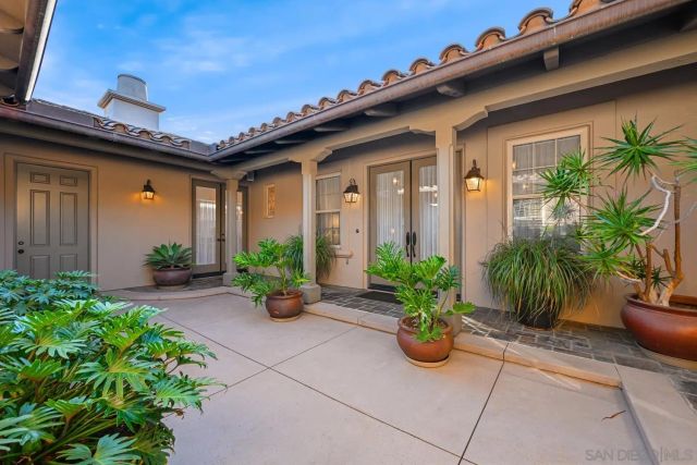 7936 Entrada De Luz W, San Diego, CA 92127