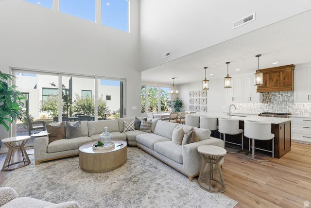 5038 W HONANI PATH, Hurricane, UT 84737