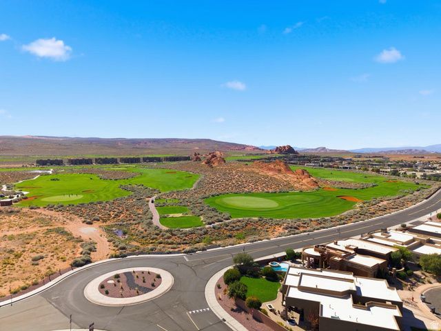 5038 W HONANI PATH, Hurricane, UT 84737