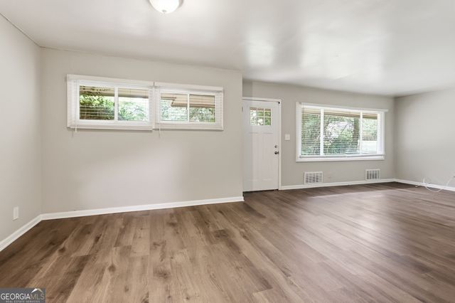 2318 Ousley Court, Decatur, GA 30032